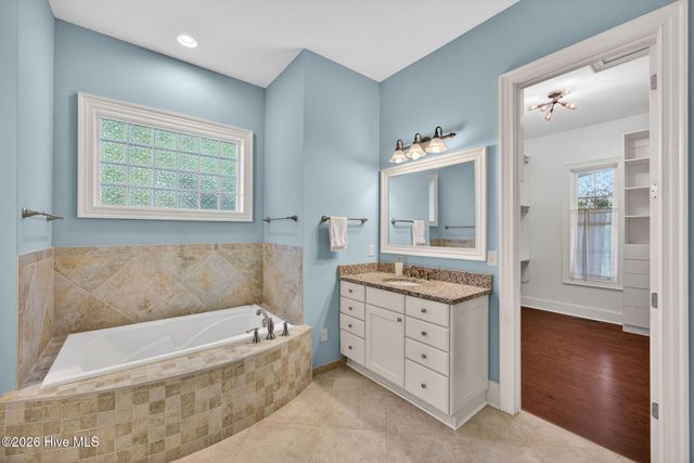 135 Great Oak Drive, Hampstead, NC 28443