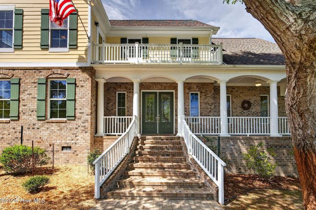 135 Great Oak Drive, Hampstead, NC 28443
