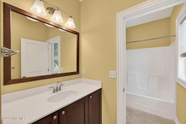 135 Great Oak Drive, Hampstead, NC 28443