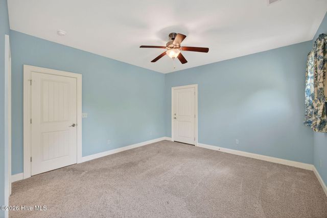 135 Great Oak Drive, Hampstead, NC 28443