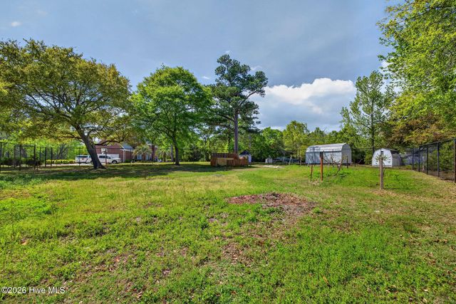 135 Great Oak Drive, Hampstead, NC 28443