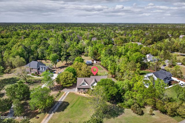 135 Great Oak Drive, Hampstead, NC 28443