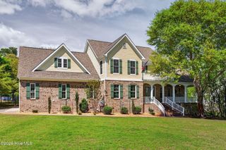 135 Great Oak Drive, Hampstead, NC 28443