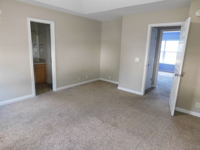 4112 Nir Shreibman Blvd, La Vergne, TN 37086