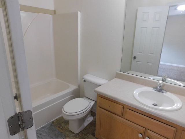 4112 Nir Shreibman Blvd, La Vergne, TN 37086