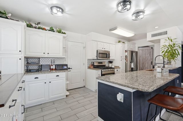 3001 RED CORAL Way, El Paso, TX 79936