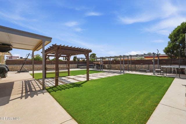 3001 RED CORAL Way, El Paso, TX 79936