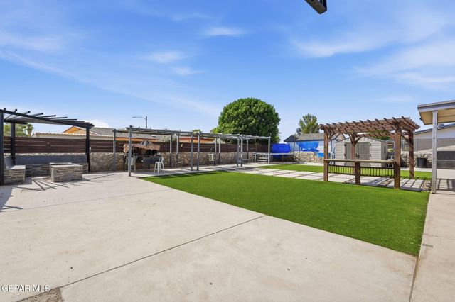 3001 RED CORAL Way, El Paso, TX 79936
