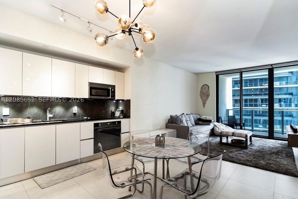 1010 Brickell Ave 2508, Miami, FL 33131
