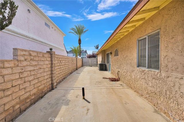 18063 Mariner Drive, Victorville, CA 92395
