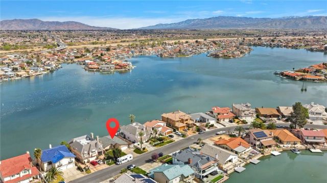 18063 Mariner Drive, Victorville, CA 92395