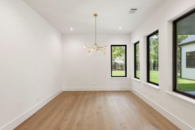 318 Paradise Isle, Montgomery, TX 77316