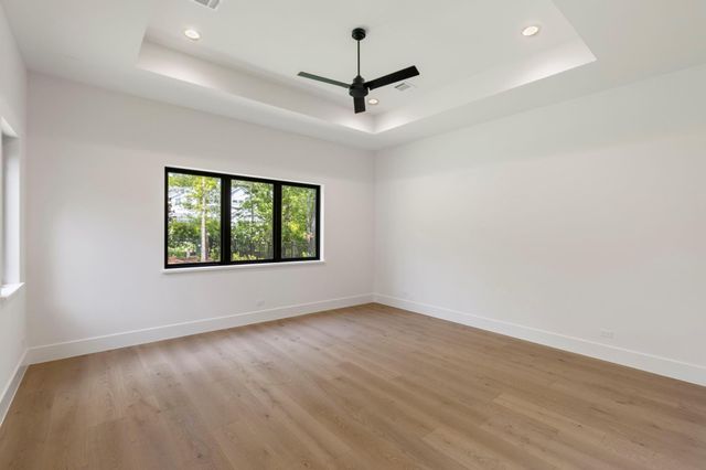 318 Paradise Isle, Montgomery, TX 77316