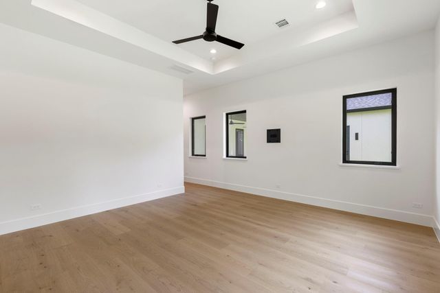318 Paradise Isle, Montgomery, TX 77316