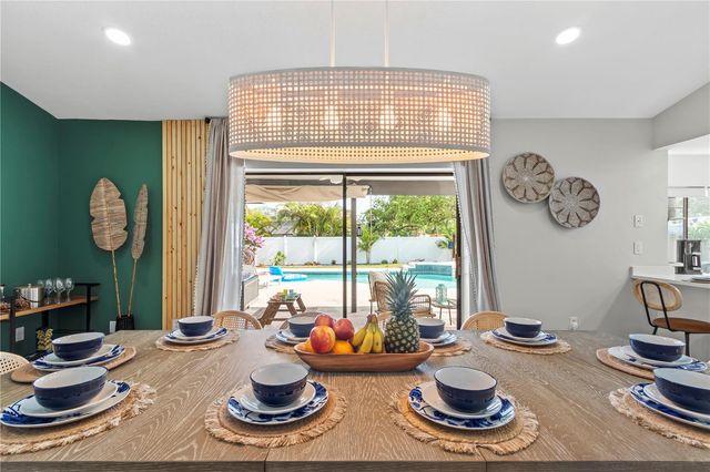 1372 TENBY WAY, Palm Harbor, FL 34683