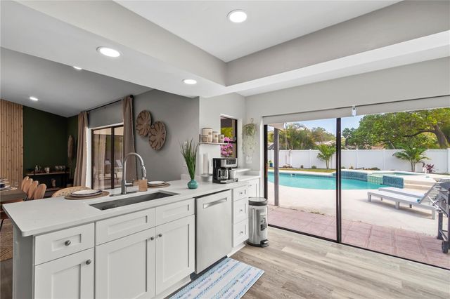 1372 TENBY WAY, Palm Harbor, FL 34683