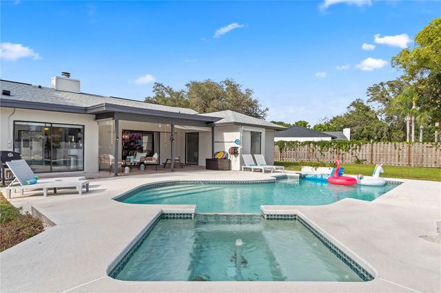 1372 TENBY WAY, Palm Harbor, FL 34683