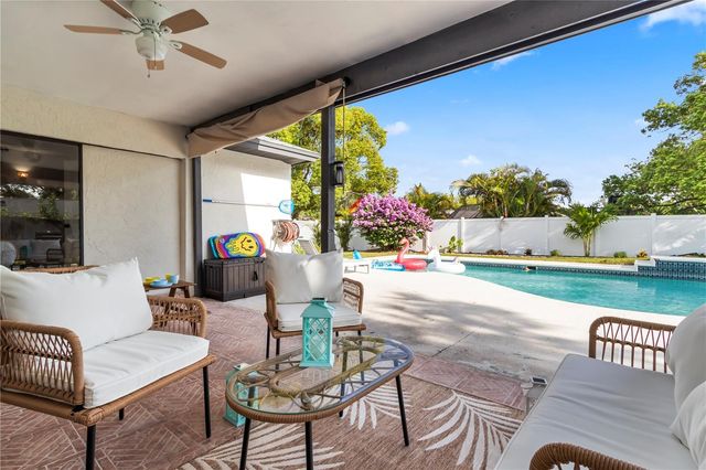 1372 TENBY WAY, Palm Harbor, FL 34683