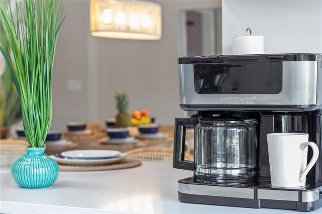 1372 TENBY WAY, Palm Harbor, FL 34683