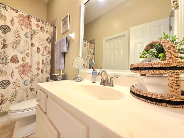 397 Misty Harbor Blvd, Woodbine, GA 31569