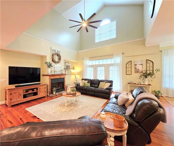 397 Misty Harbor Blvd, Woodbine, GA 31569