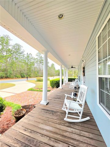 397 Misty Harbor Blvd, Woodbine, GA 31569