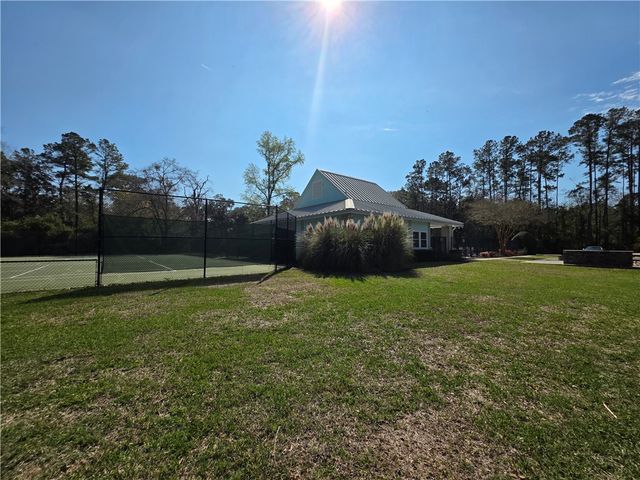 397 Misty Harbor Blvd, Woodbine, GA 31569
