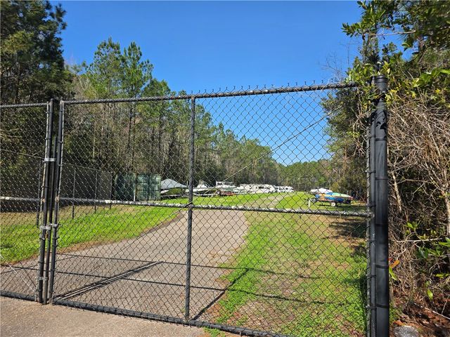 397 Misty Harbor Blvd, Woodbine, GA 31569
