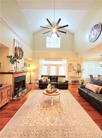 397 Misty Harbor Blvd, Woodbine, GA 31569