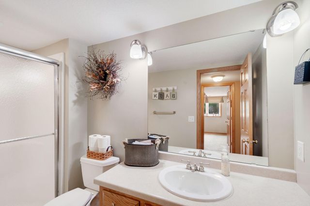 707 Chalupsky Avenue SE, New Prague, MN 56071