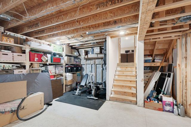 707 Chalupsky Avenue SE, New Prague, MN 56071