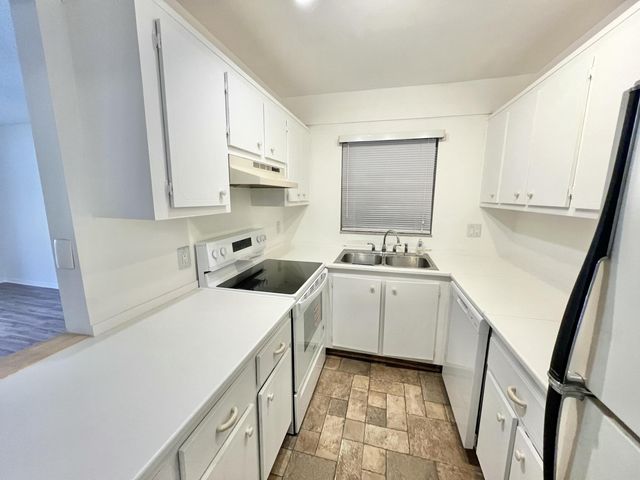 1000 NW 13th Street 213a, Boca Raton, FL 33486