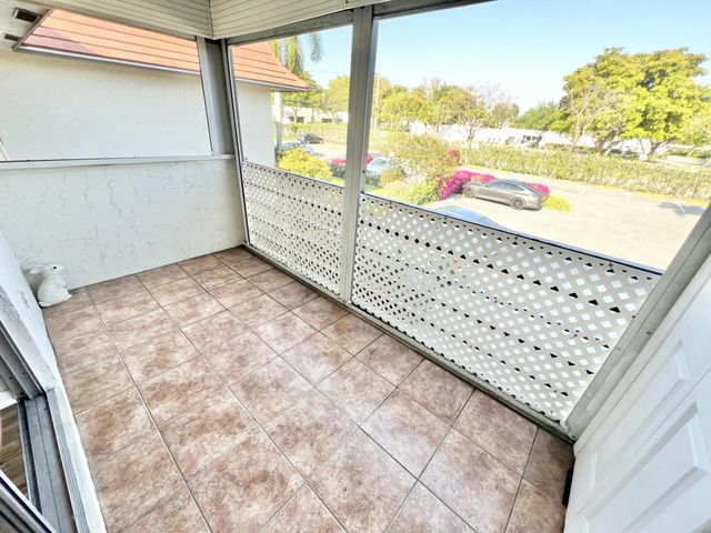 1000 NW 13th Street 213a, Boca Raton, FL 33486