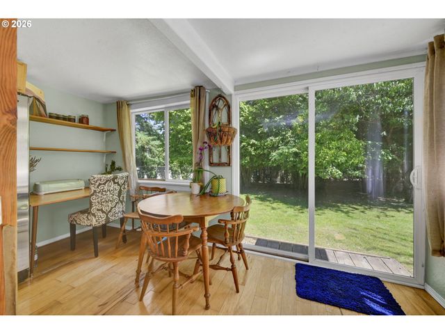 5596 CANARY Rd, Florence, OR 97439