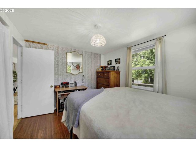 5596 CANARY Rd, Florence, OR 97439