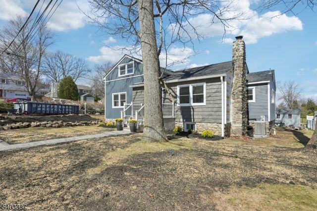 2 Guenter St, Butler Boro, NJ 07405