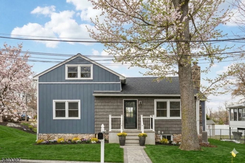 2 Guenter St, Butler Boro, NJ 07405