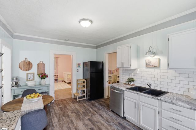 14 School Street, Travelers Rest, SC 29690