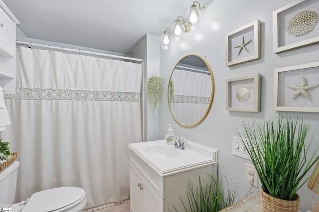 14 School Street, Travelers Rest, SC 29690