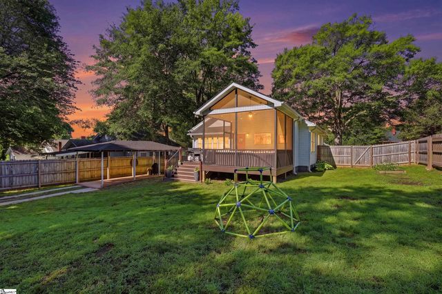 14 School Street, Travelers Rest, SC 29690