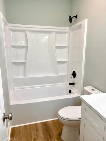 7471 Olin Road, Pfafftown, NC 27040