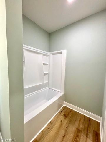 7471 Olin Road, Pfafftown, NC 27040