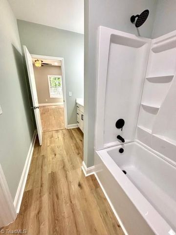 7471 Olin Road, Pfafftown, NC 27040