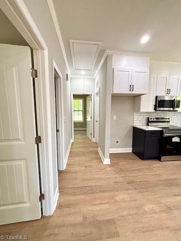 7471 Olin Road, Pfafftown, NC 27040