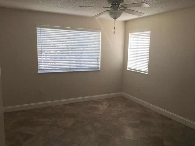 1721 Village Boulevard 303, West Palm Beach, FL 33409