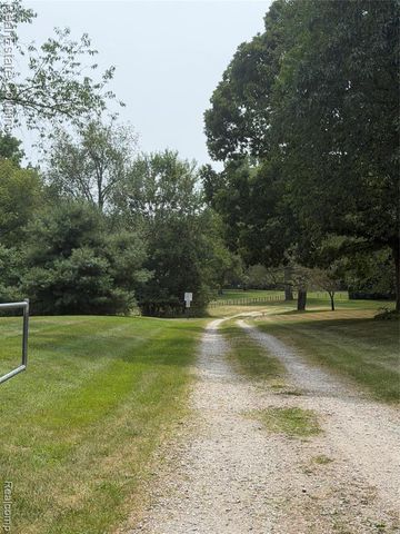 3017 Old Orchard Drive, Brighton, MI 48114