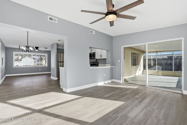 10393 Horizon Drive, Spring Hill, FL 34608