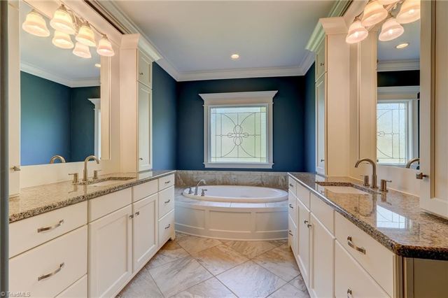 6005 Bostonian Court, Greensboro, NC 27455