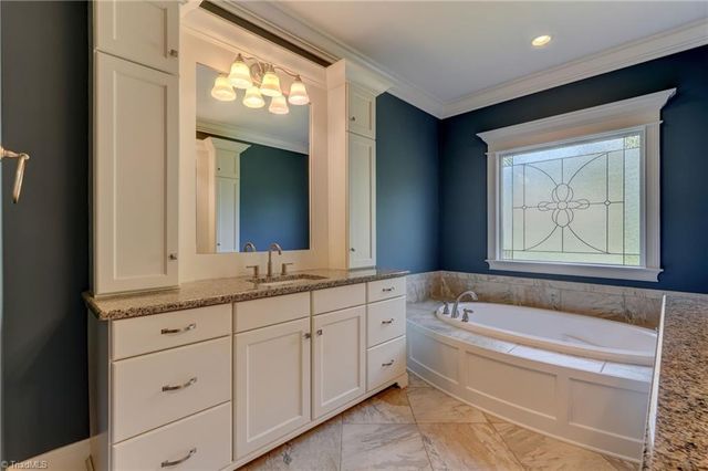 6005 Bostonian Court, Greensboro, NC 27455