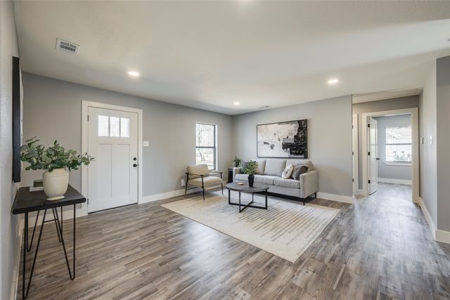 2636 Larry Drive, Dallas, TX 75228